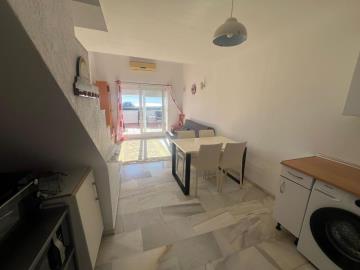 4-c23c0f86247804fa50226aecd8b0b2c8