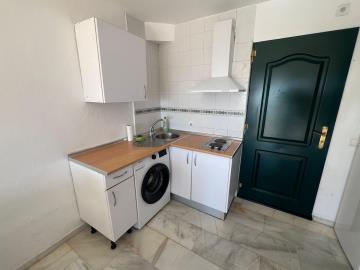 11-20939a0134ad724a8cb2a801094d15a4