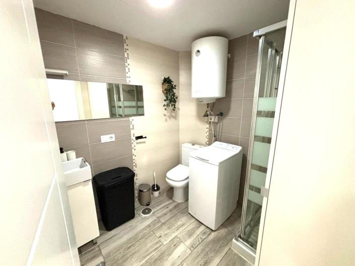 Image No.16-1 Bed Apartment for sale