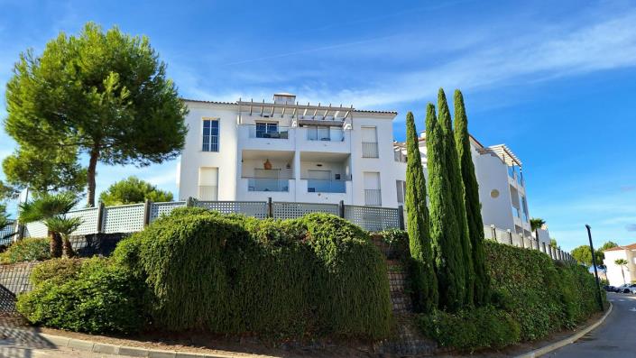 Image No.25-2 Bed Penthouse for sale