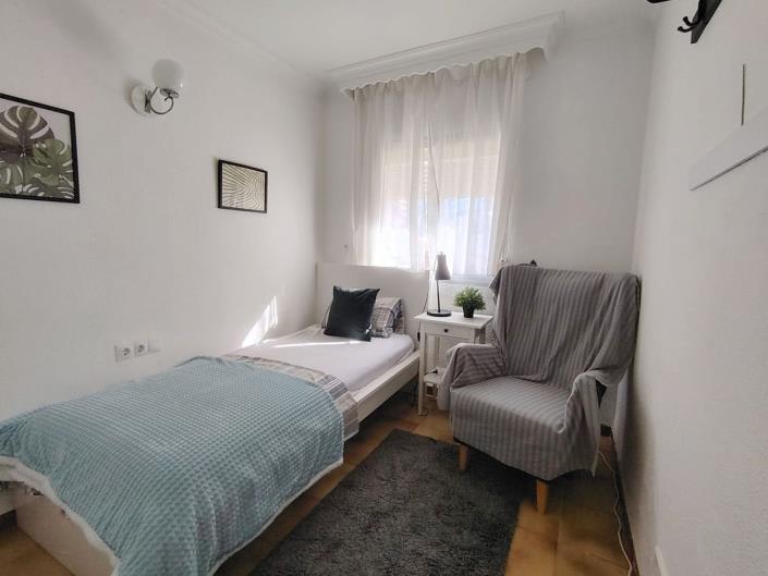 Image No.12-3 Bed Apartment for sale