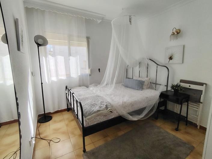 Image No.15-3 Bed Apartment for sale