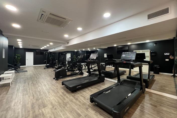 Image No.10-1 Bed Apartment for sale