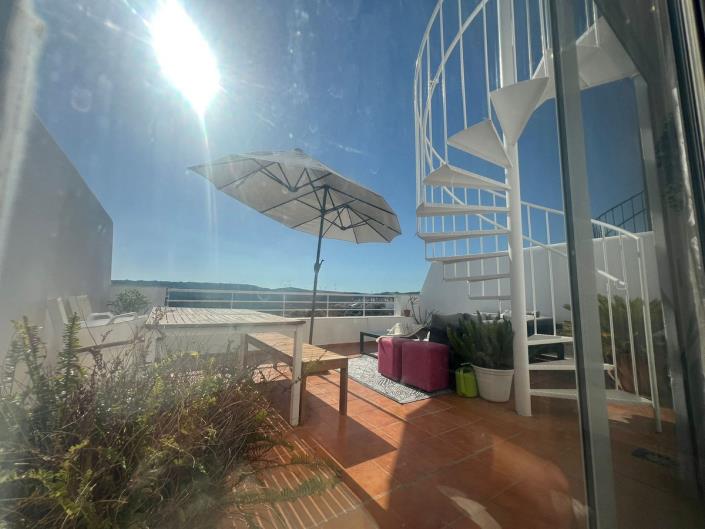 Image No.18-2 Bed Duplex for sale