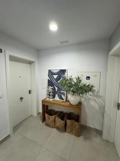 Image No.17-2 Bed Apartment for sale