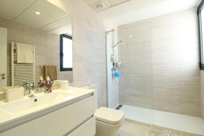 Image No.13-3 Bed Duplex for sale