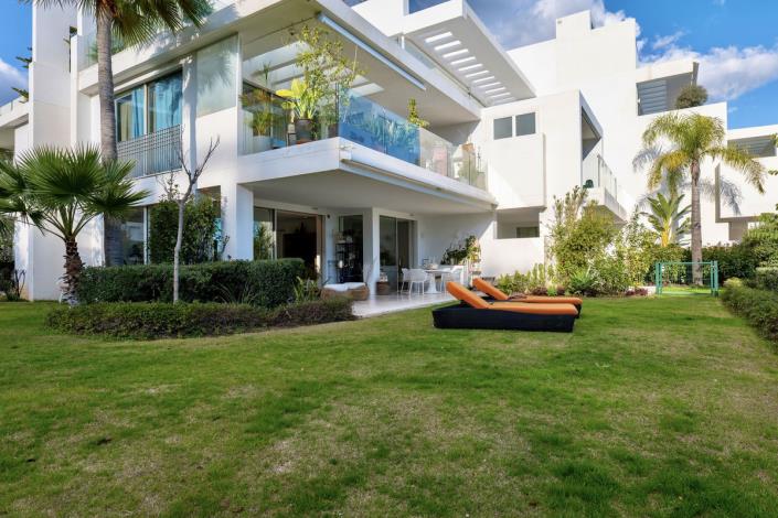 Image No.30-3 Bed Apartment for sale