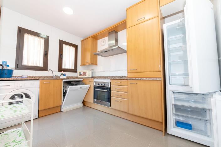 Image No.7-5 Bed Duplex for sale