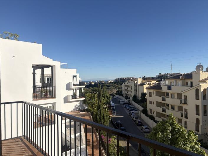 Image No.5-2 Bed Apartment for sale