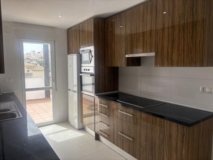 Image No.9-2 Bed Apartment for sale