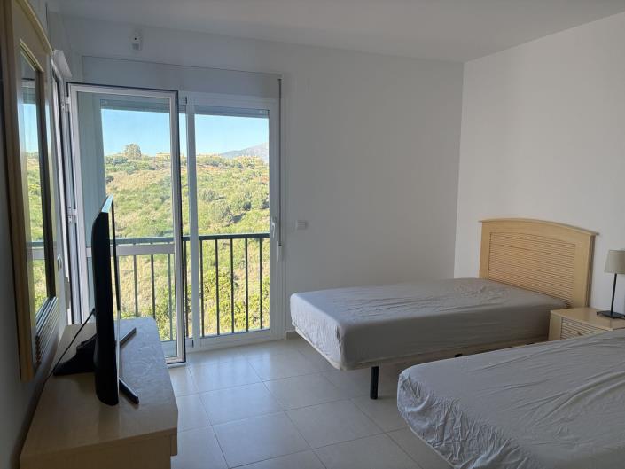 Image No.12-2 Bed Apartment for sale