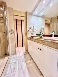 10-bb915d1cb19341576dcdc994b81ab9c5