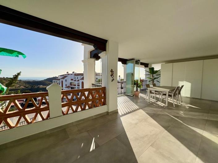 Image No.25-2 Bed Apartment for sale