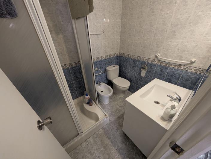 Image No.24-3 Bed Semi-Detached for sale