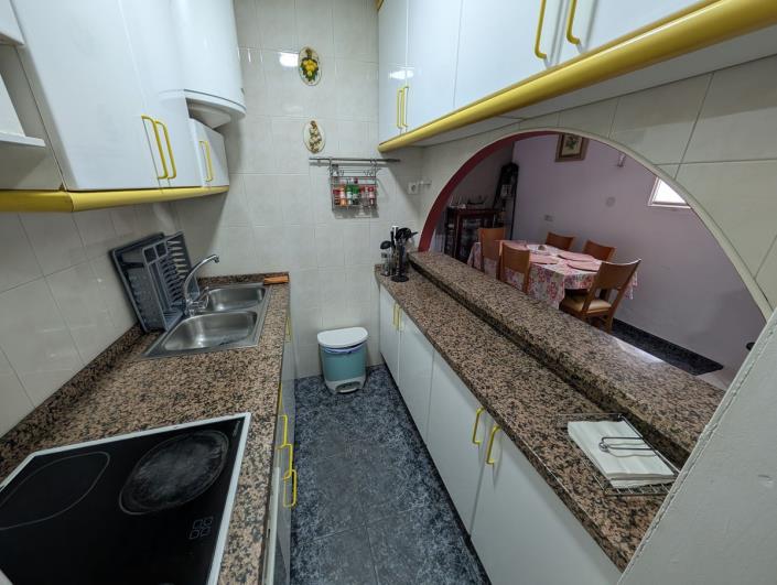 Image No.26-3 Bed Semi-Detached for sale