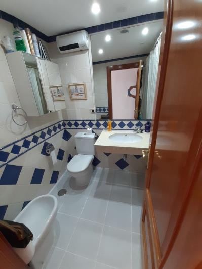 Image No.28-3 Bed Townhouse for sale