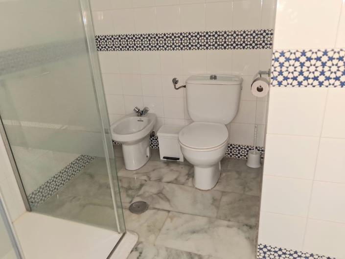 Image No.20-4 Bed Villa for sale