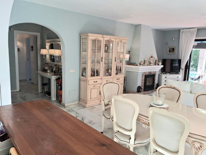 Image No.24-4 Bed Villa for sale