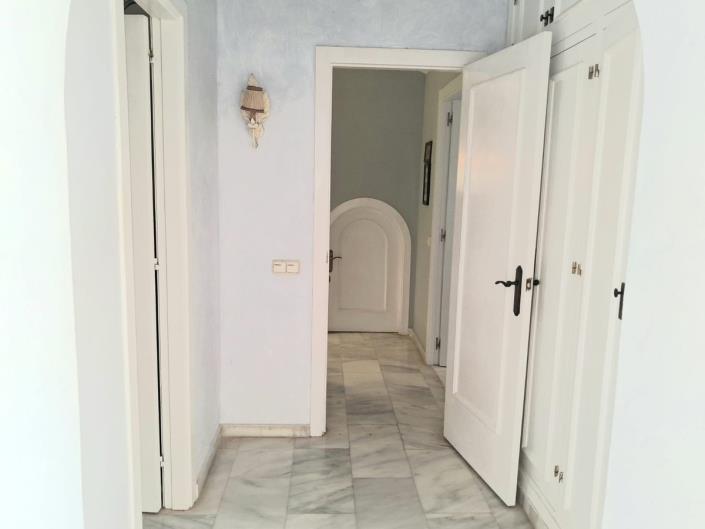 Image No.30-4 Bed Villa for sale