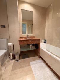 10-bb915d1cb19341576dcdc994b81ab9c5