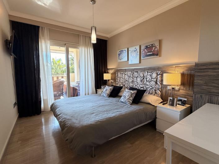 Image No.11-2 Bed Apartment for sale