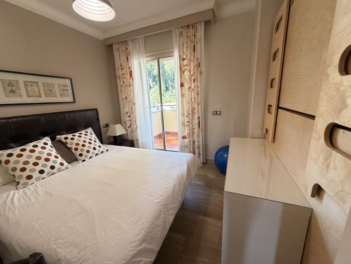 Image No.14-2 Bed Apartment for sale