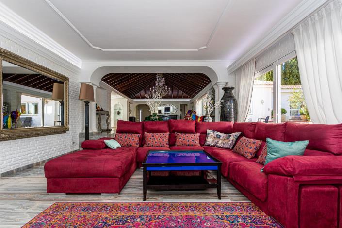 Image No.24-8 Bed Villa for sale