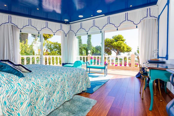 Image No.29-8 Bed Villa for sale