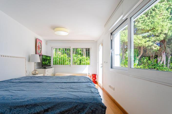 Image No.45-8 Bed Villa for sale