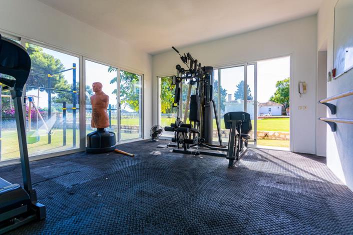 Image No.60-8 Bed Villa for sale