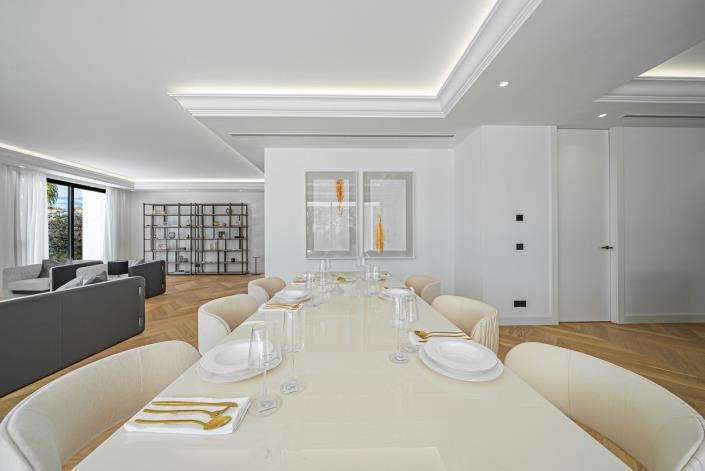 Image No.7-5 Bed Villa for sale