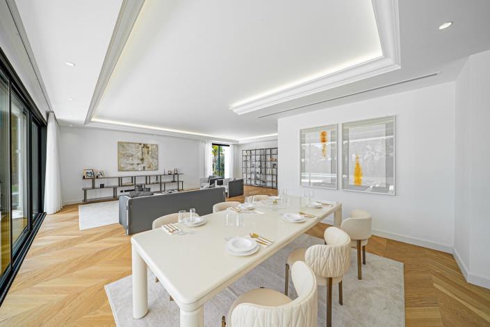 Image No.11-5 Bed Villa for sale