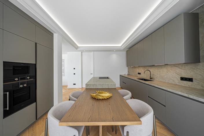 Image No.21-5 Bed Villa for sale