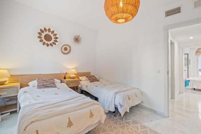 Image No.20-2 Bed Duplex for sale