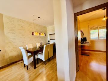 7-aa4cc561180b369757c0bb4af9886cd3