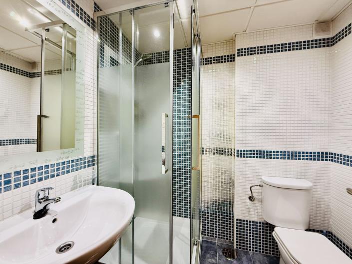 Image No.13-2 Bed Apartment for sale