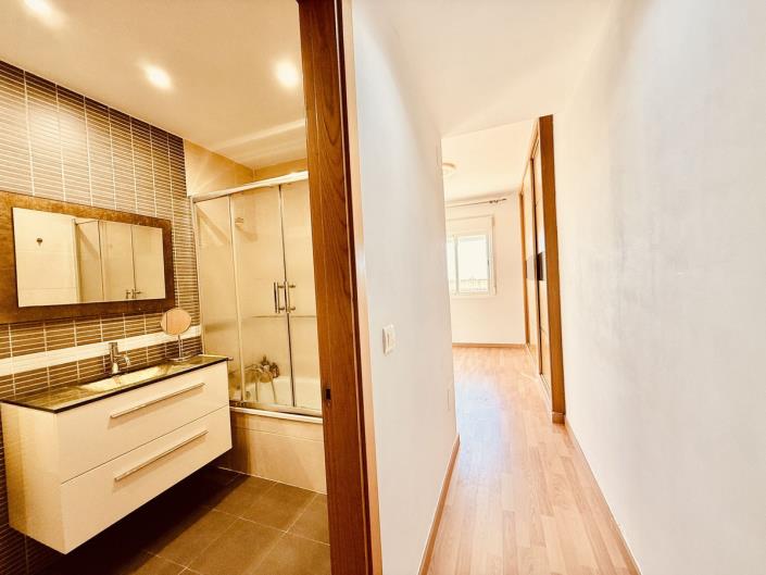 Image No.14-2 Bed Apartment for sale