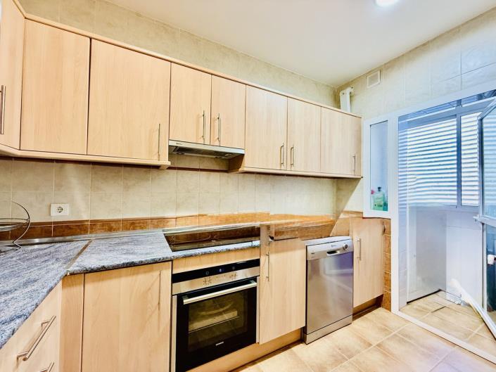 Image No.15-2 Bed Apartment for sale