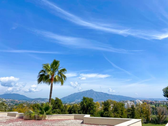 Image No.5-2 Bed Townhouse for sale