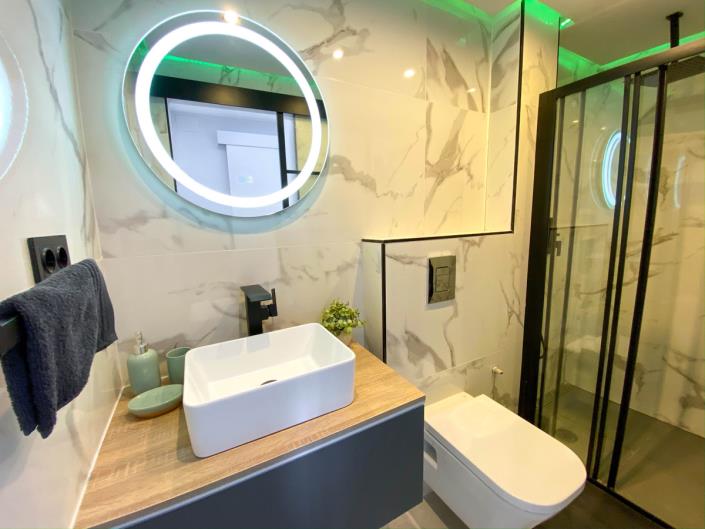 Image No.22-2 Bed Townhouse for sale