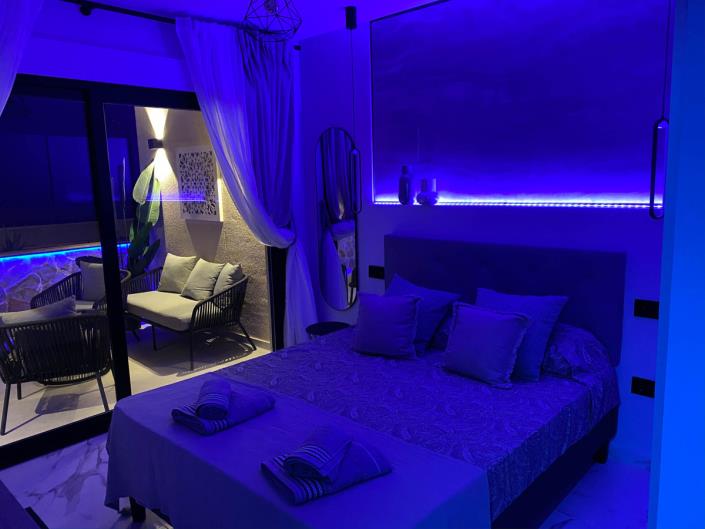 Image No.27-2 Bed Townhouse for sale