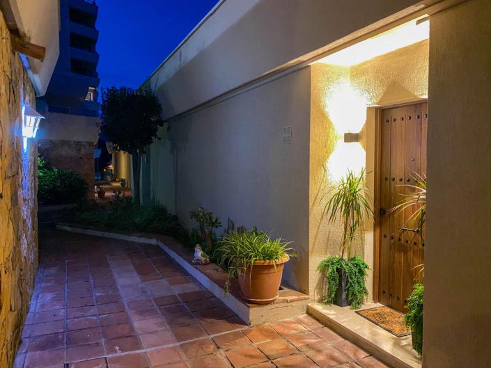 Image No.38-2 Bed Townhouse for sale