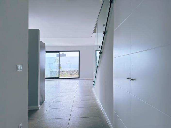 Image No.18-4 Bed Semi-Detached for sale