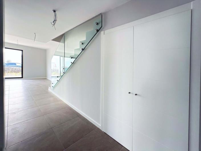 Image No.25-4 Bed Semi-Detached for sale