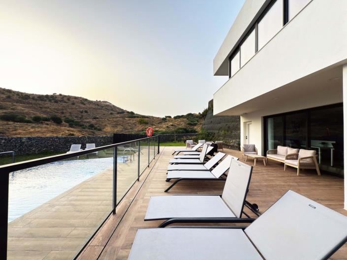 Image No.9-4 Bed Semi-Detached for sale