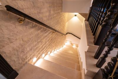 7-aa4cc561180b369757c0bb4af9886cd3