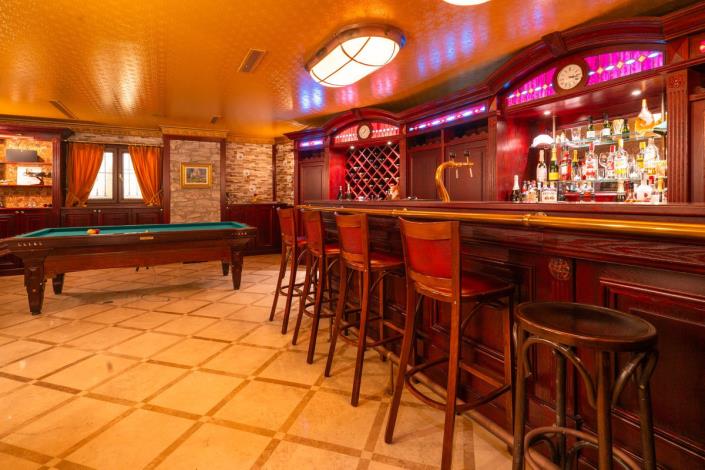 Image No.37-5 Bed Villa for sale