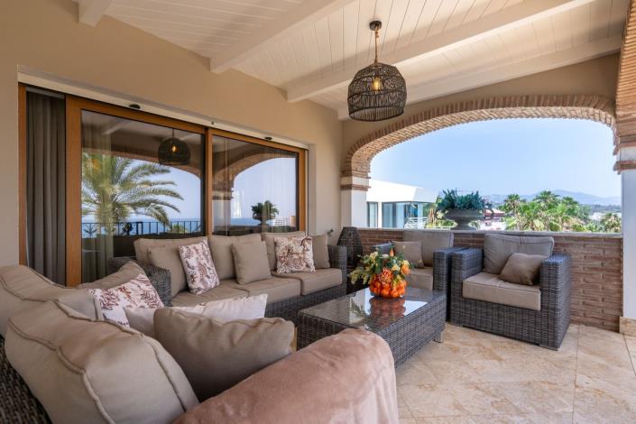 Image No.46-5 Bed Villa for sale