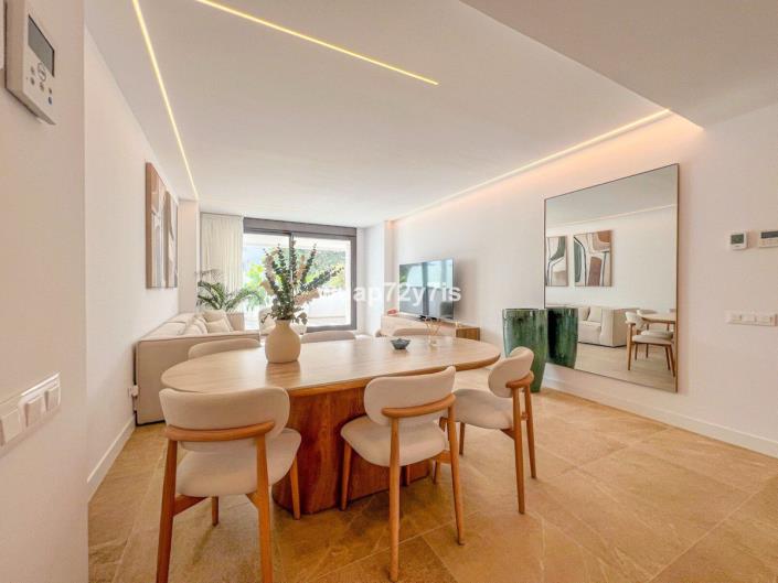 Image No.6-4 Bed Apartment for sale