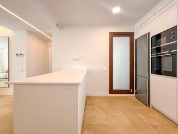 11-20939a0134ad724a8cb2a801094d15a4